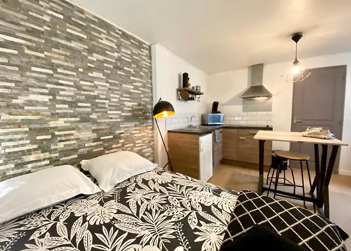 Le Manhattan Studio * Μονπελιέ